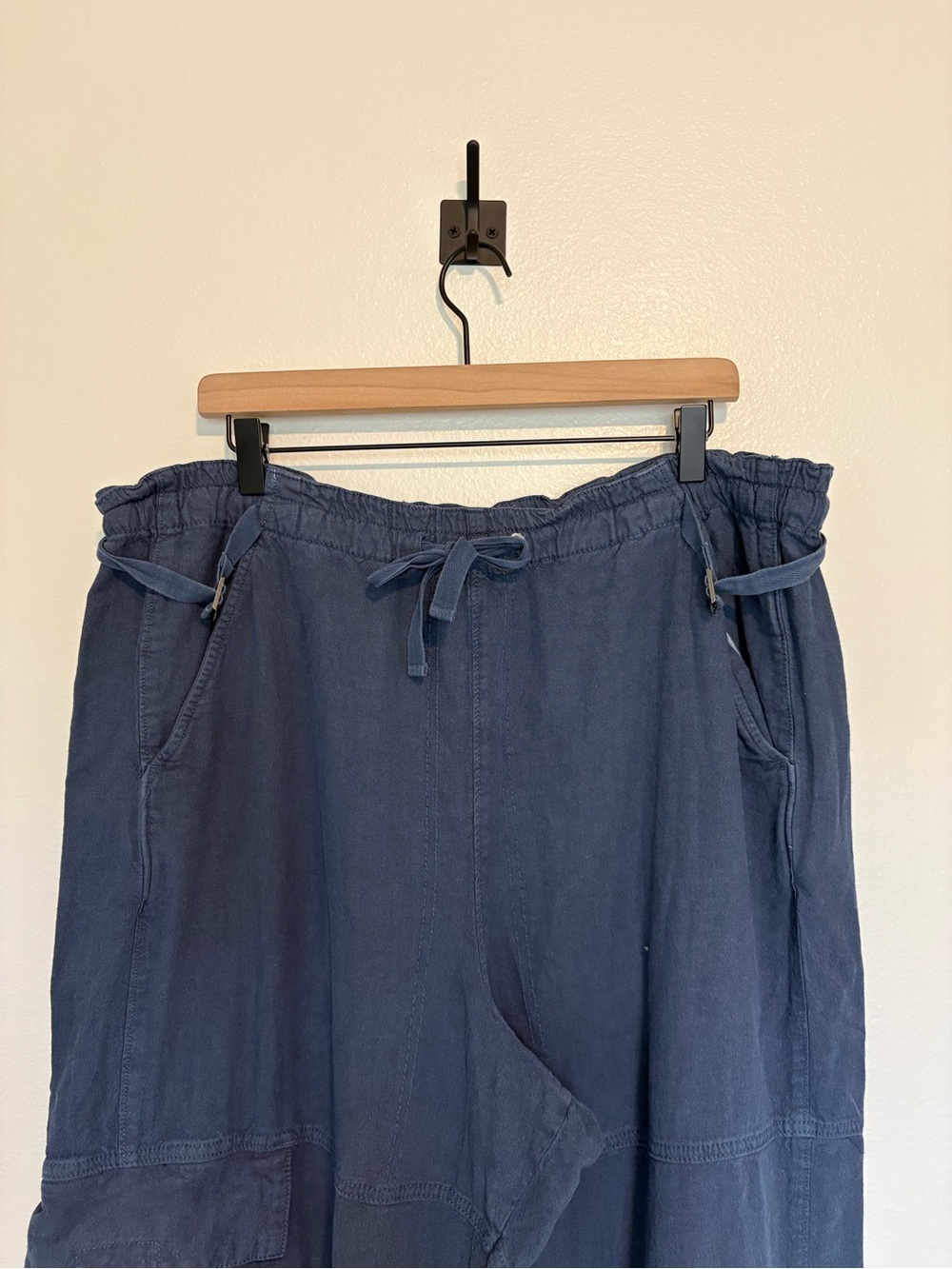 Pilcro Wide Leg Drawstring Pants in Navy Blue - Picture 4 of 10